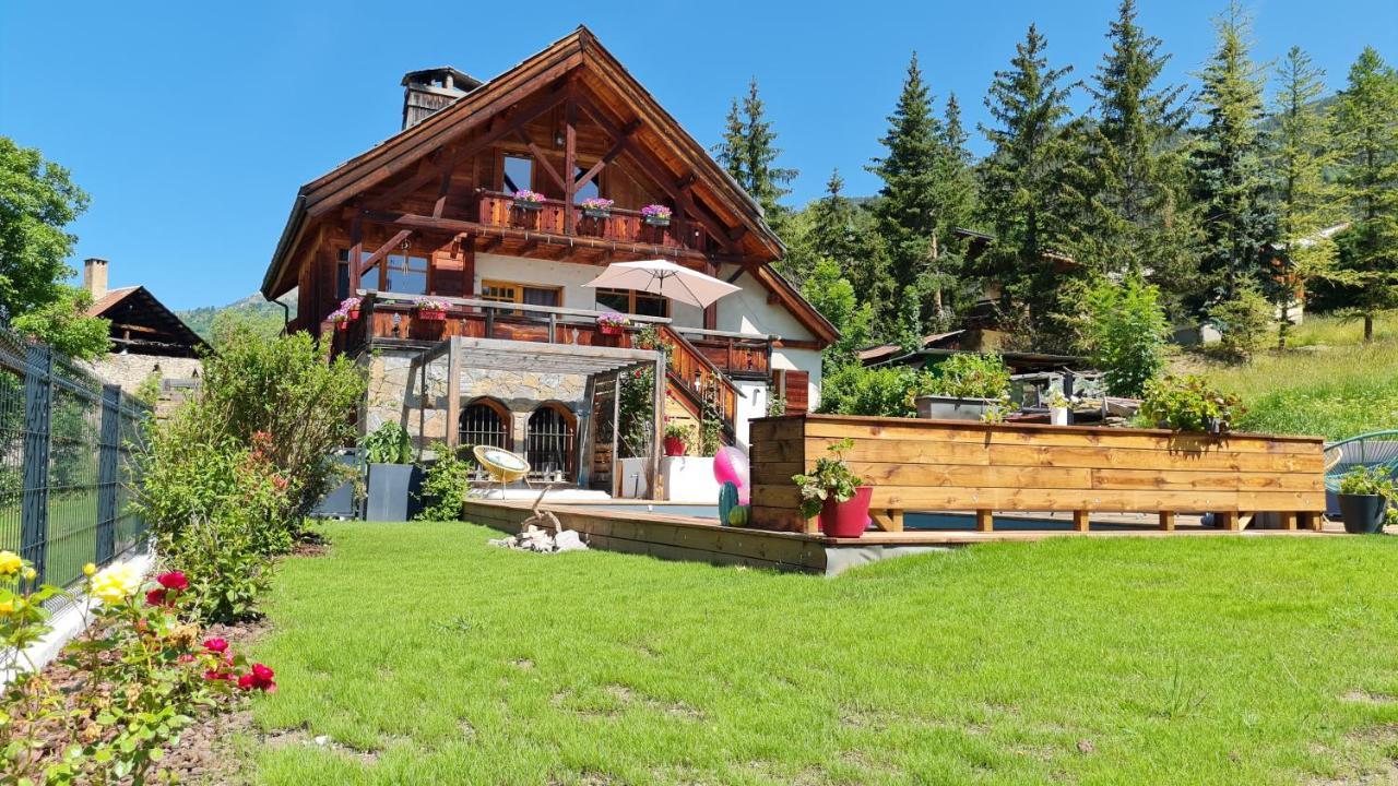 Chalet Serre Cambeou Piscine&Spa Saint-Chaffrey Zewnętrze zdjęcie