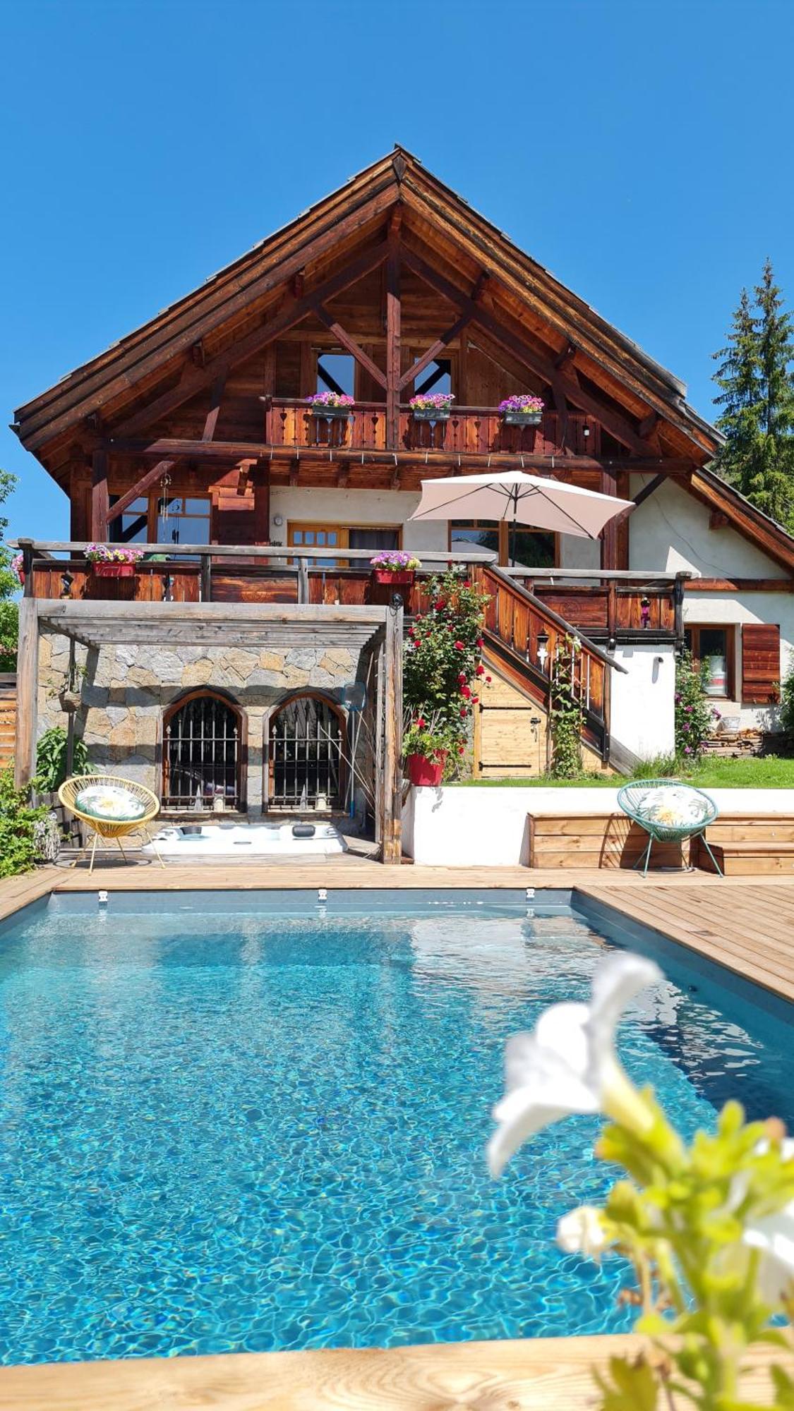 Chalet Serre Cambeou Piscine&Spa Saint-Chaffrey Zewnętrze zdjęcie